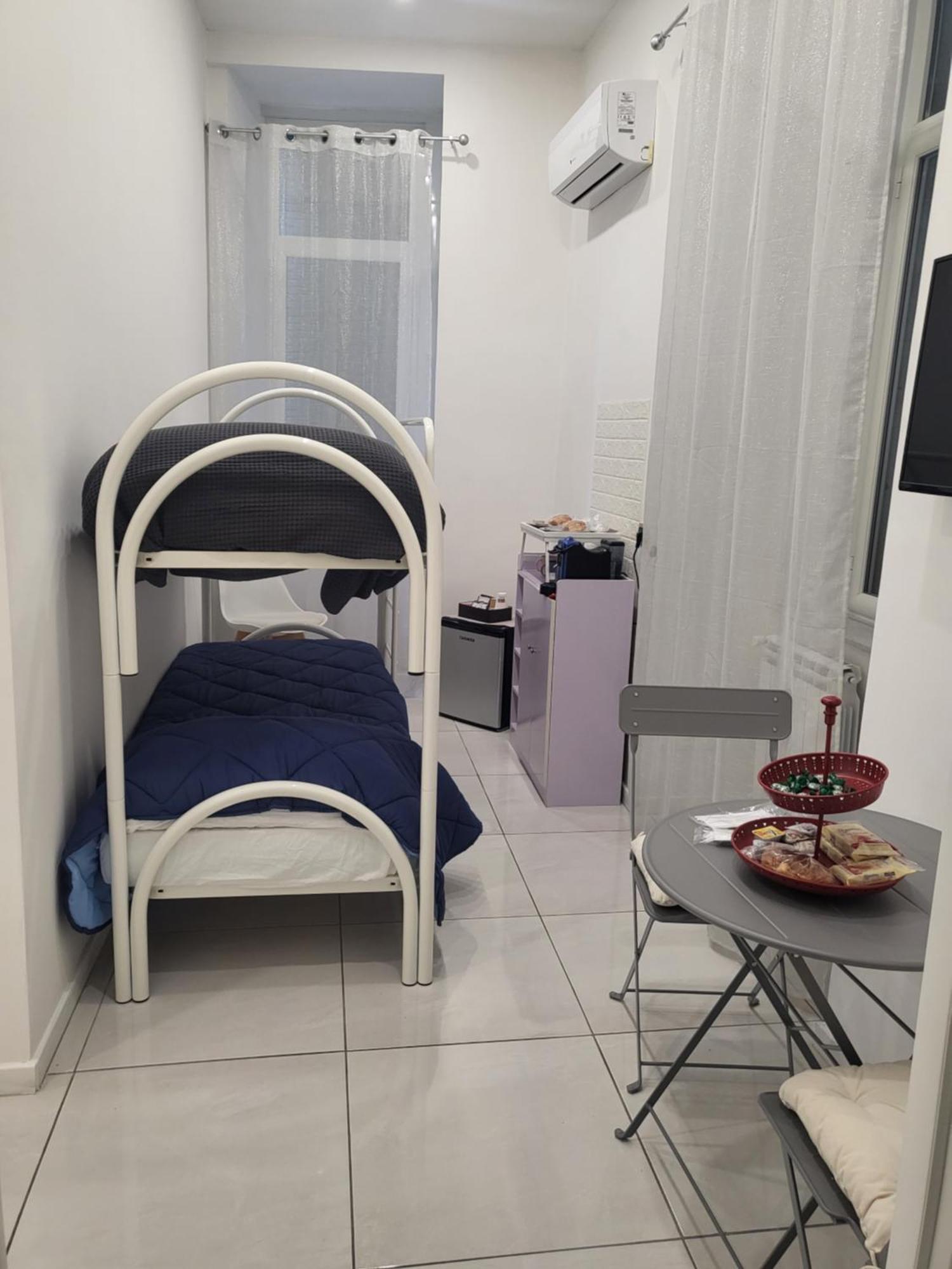Live Naples Hotel Екстериор снимка