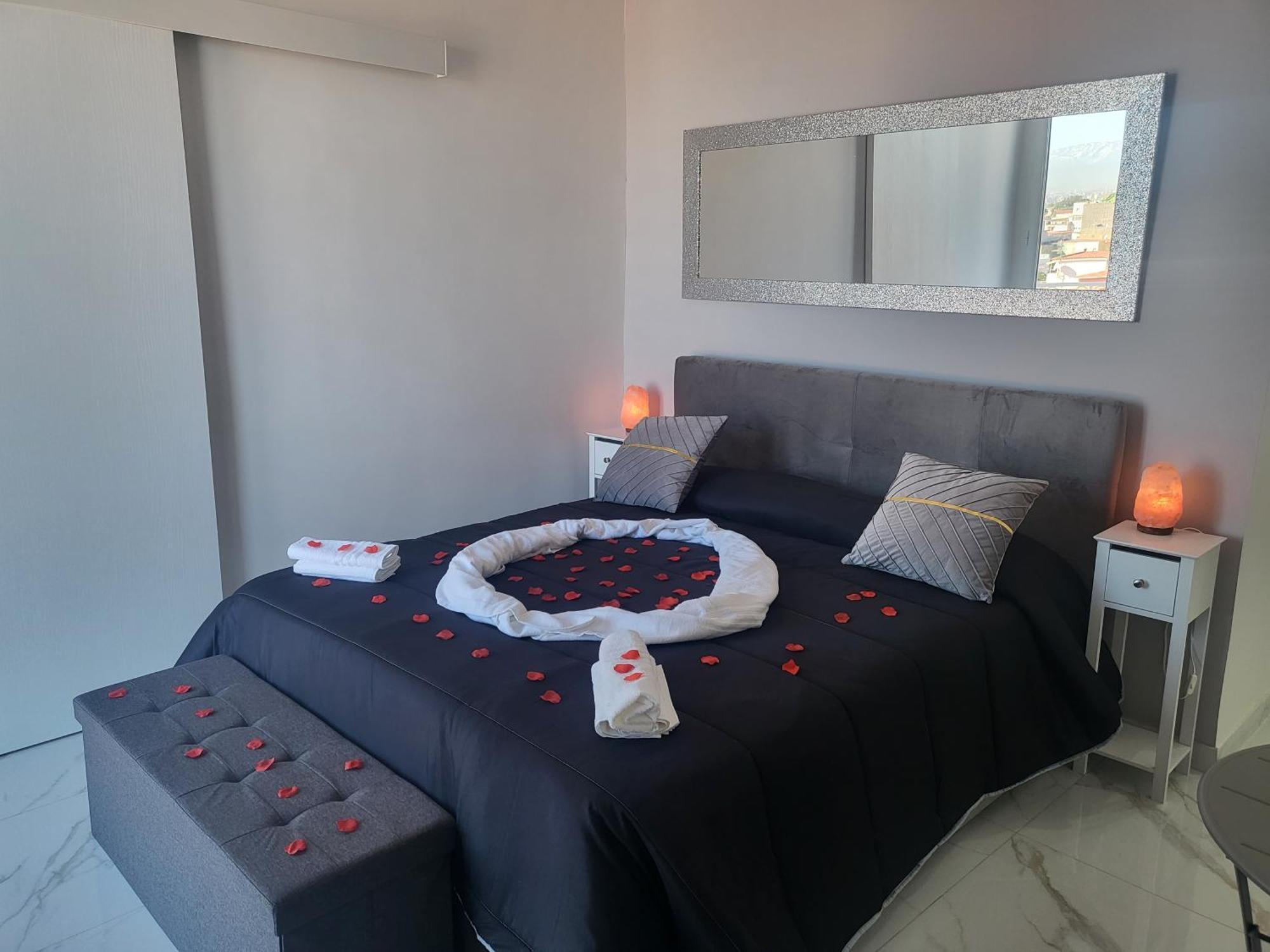 Live Naples Hotel Екстериор снимка