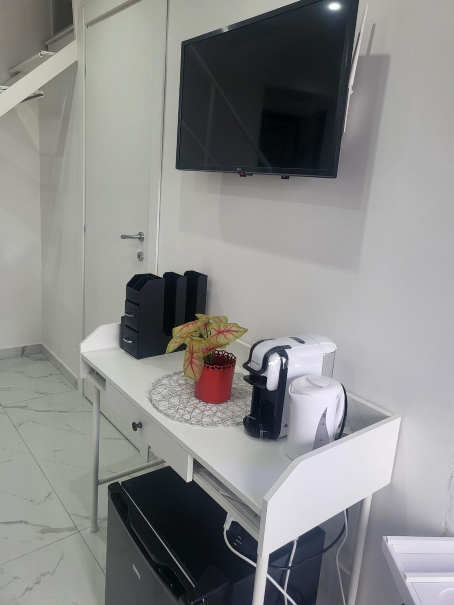 Live Naples Hotel Екстериор снимка