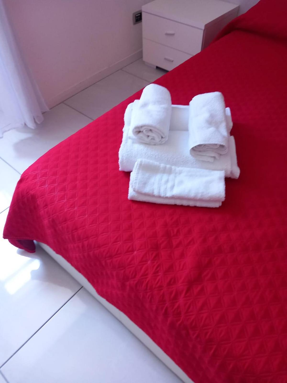 Live Naples Hotel Екстериор снимка