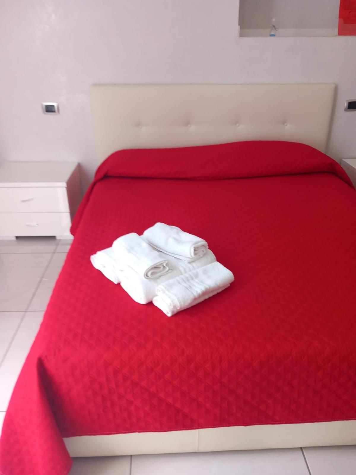 Live Naples Hotel Екстериор снимка
