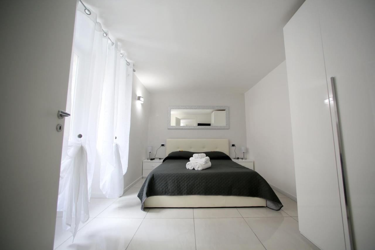 Live Naples Hotel Екстериор снимка